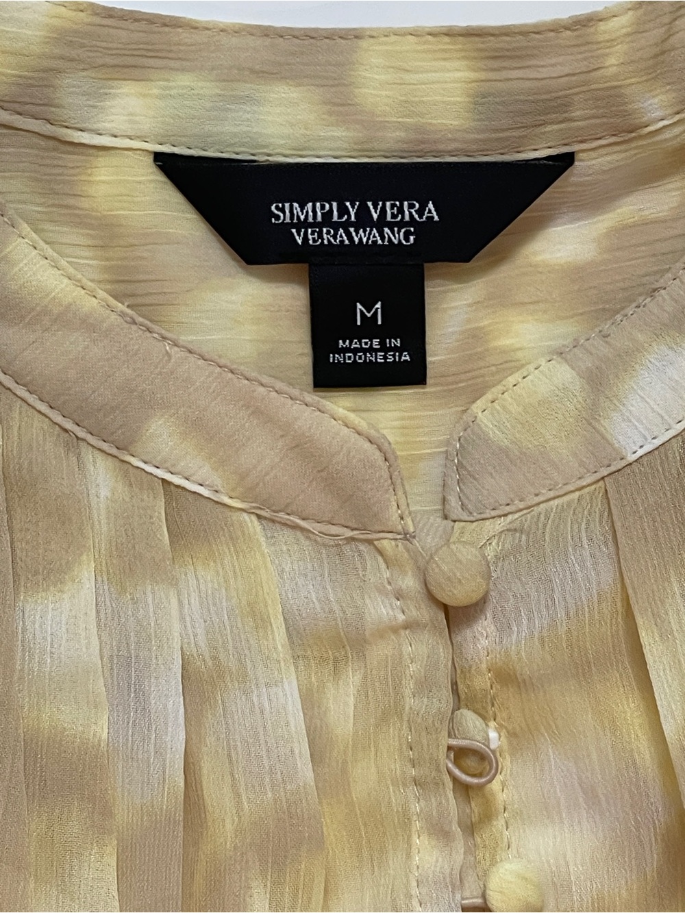 Simply Vera Vera Wang Pale Yellow Pleated Button-Front Blouse